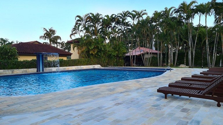 TrevizZo Maresias Sun House