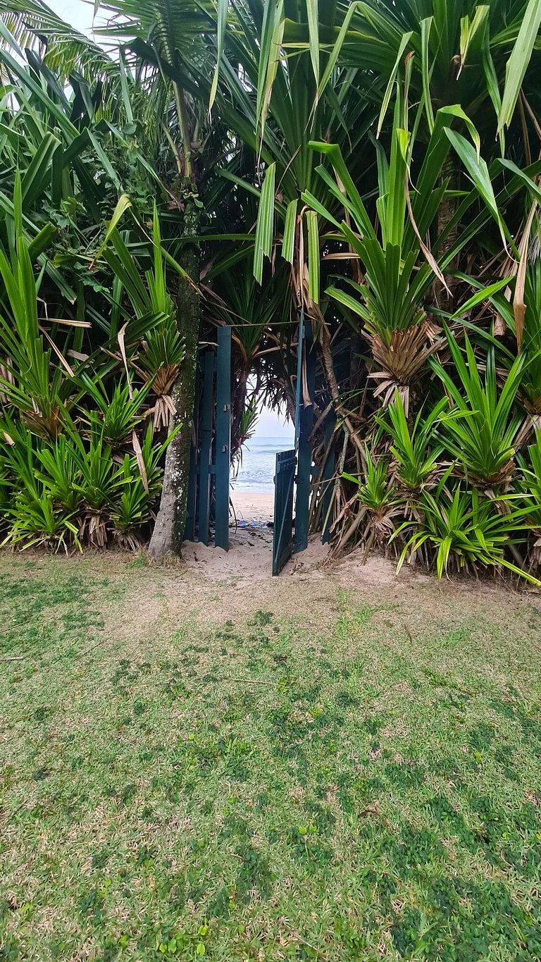 TrevizZo Maresias Casa na Areia