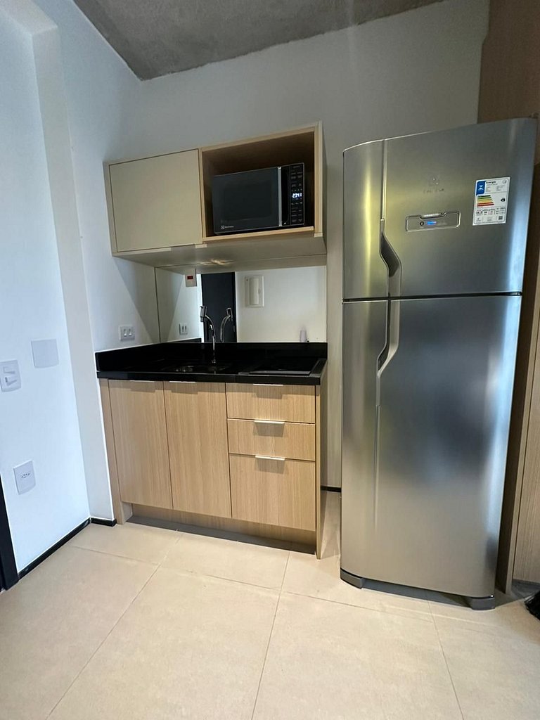 Studio no Brooklin a 3 min do metro com café