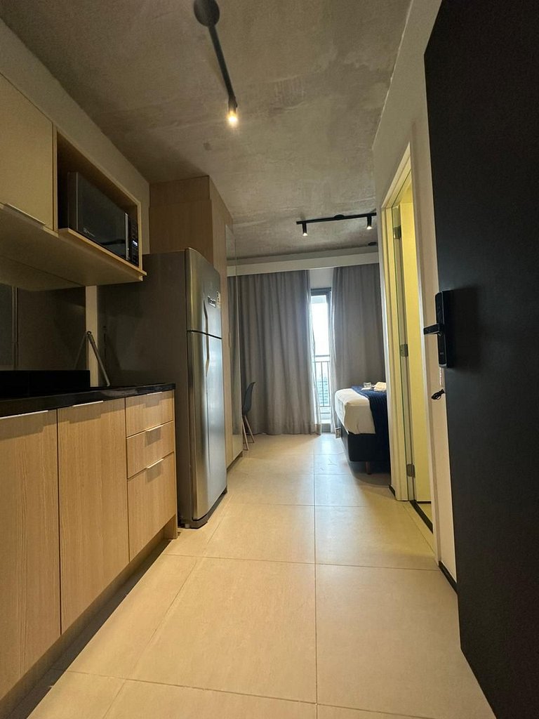 Studio no Brooklin a 3 min do metro com café